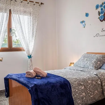 Casa Rural Yeyo Holiday home *