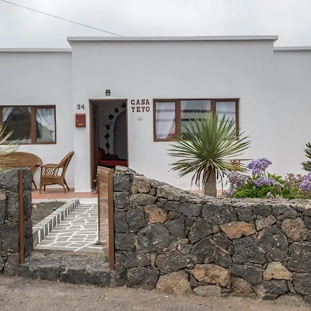 Holiday home Casa Rural Yeyo *
